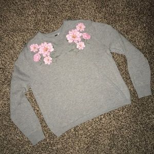 H&M sweater size Small NWT